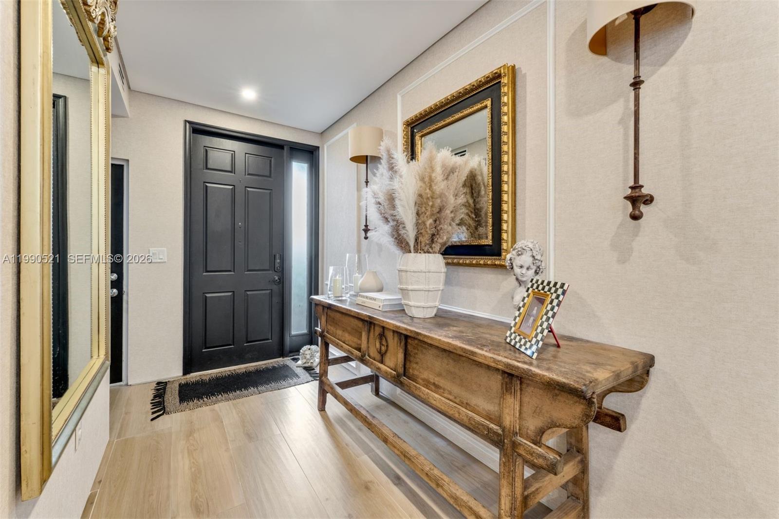 THE TOWNHOMES OF QUAYSIDE - Residential