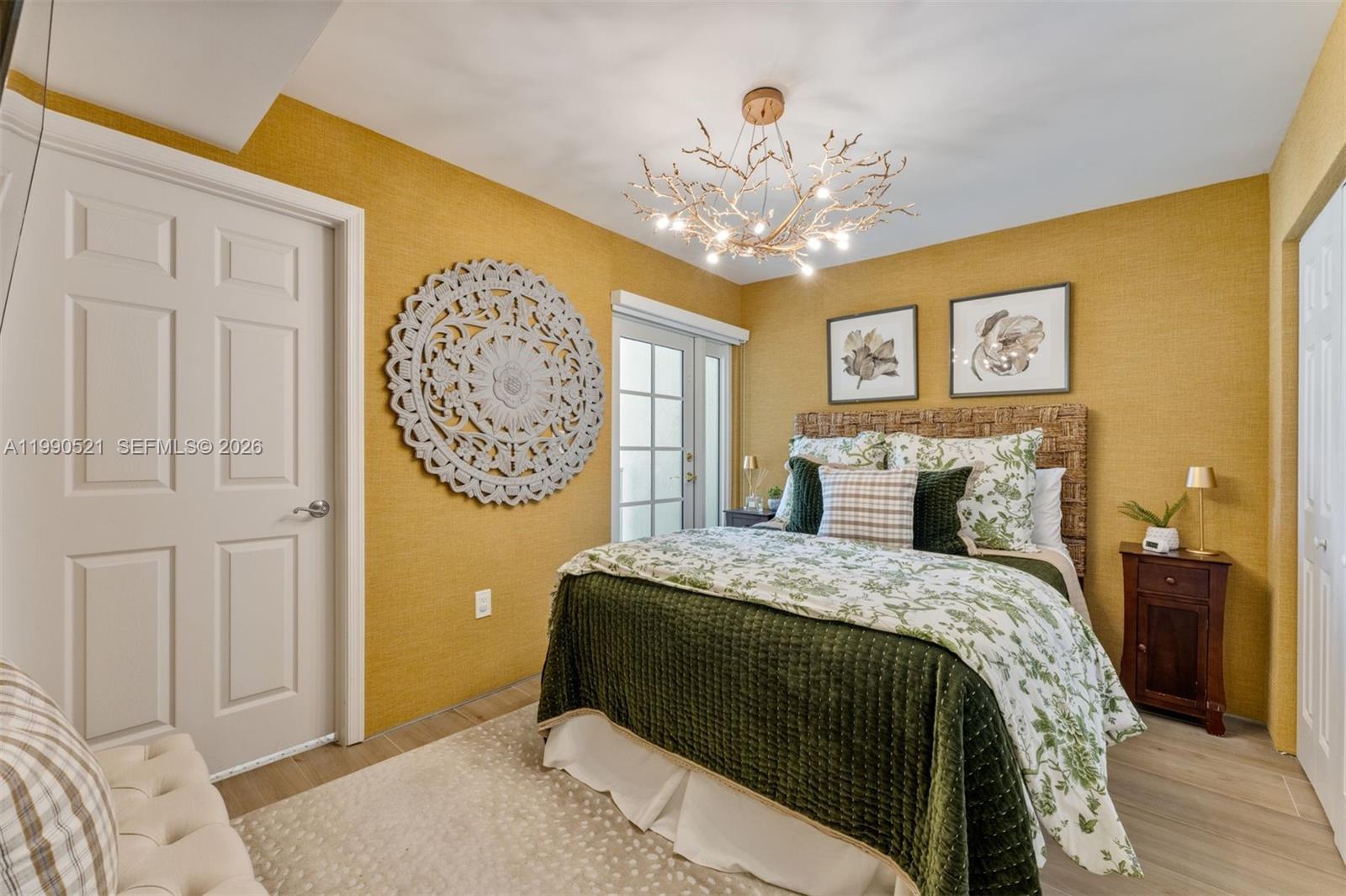 THE TOWNHOMES OF QUAYSIDE - Residential