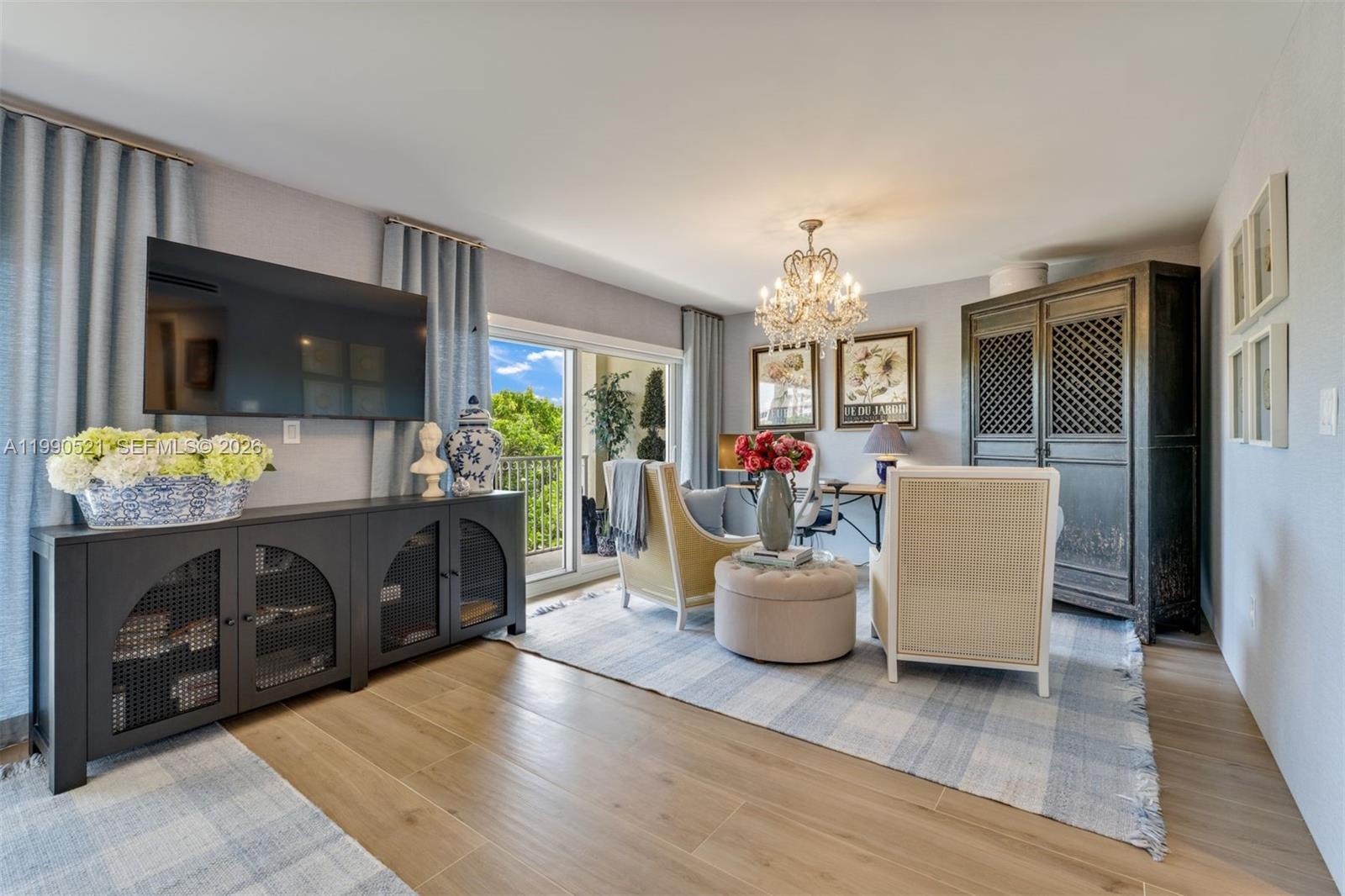 THE TOWNHOMES OF QUAYSIDE - Residential