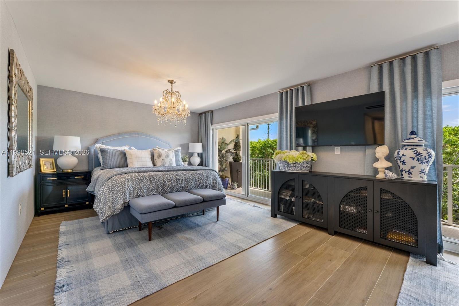 THE TOWNHOMES OF QUAYSIDE - Residential