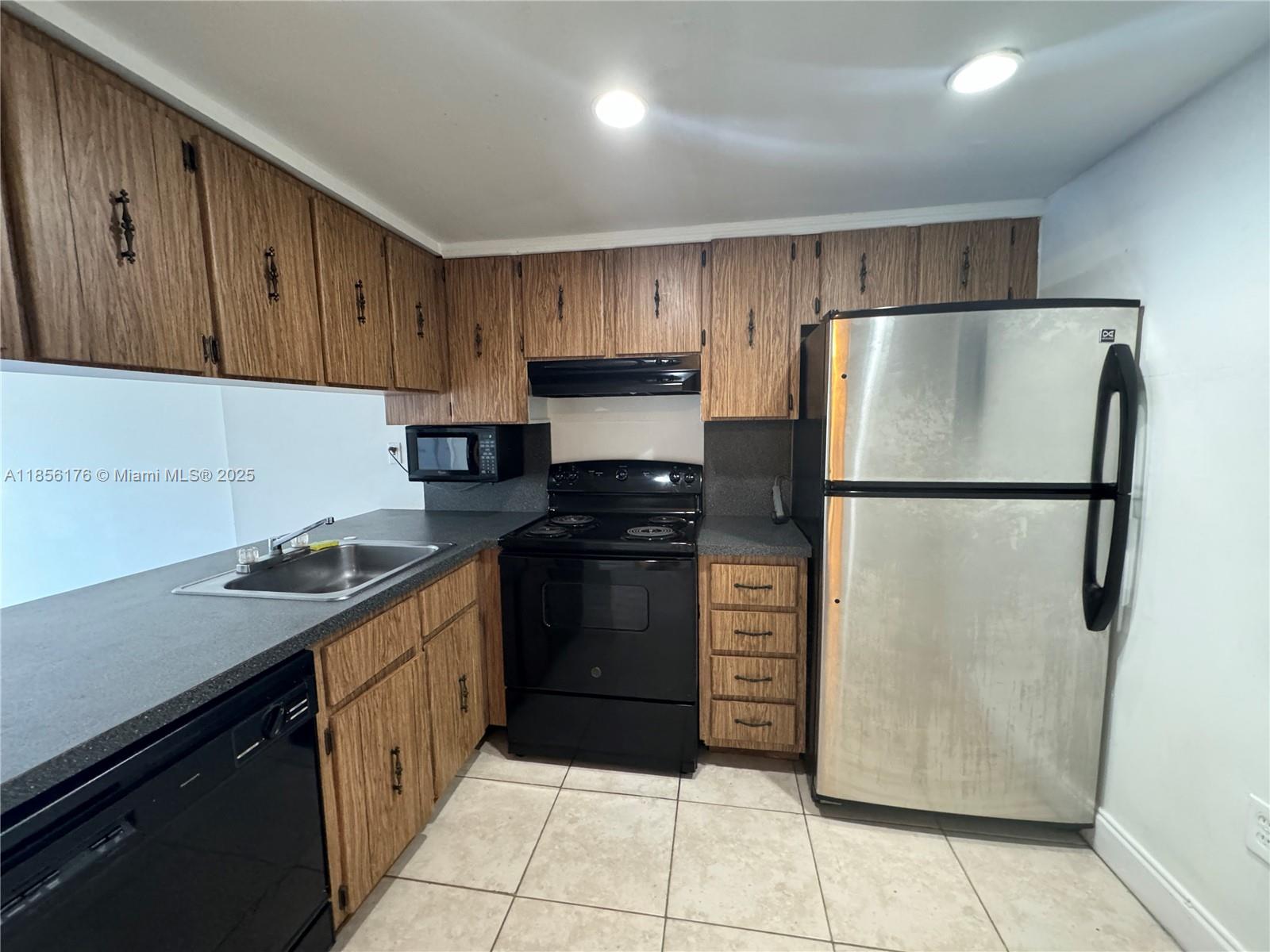 16465 NE 22nd Ave 205
