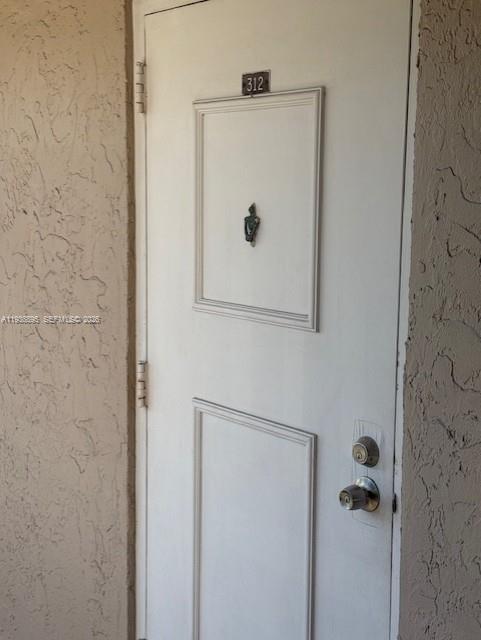 SHERWOOD SQUARE CONDOMINI - Residential