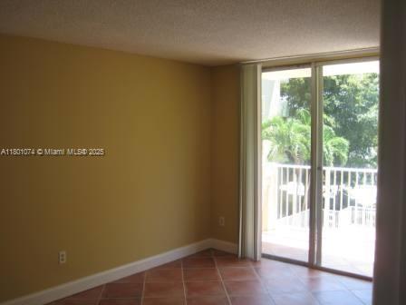 1801 S Treasure Dr 307
