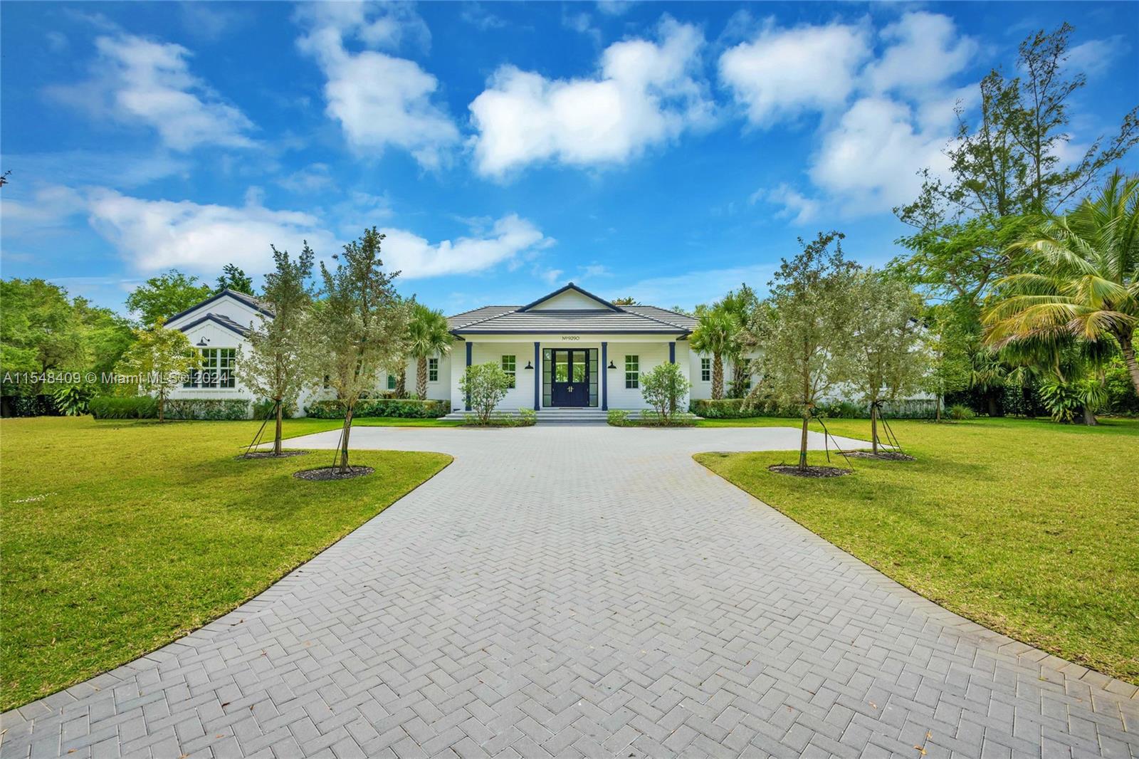 Property for Sale at 9290 Sw 116th St St, Miami, Broward County, Florida - Bedrooms: 6 
Bathrooms: 8  - $4,900,000