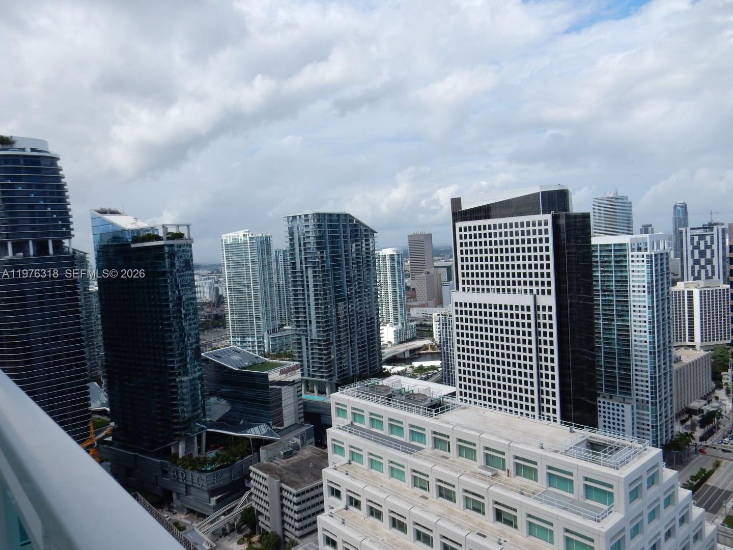 THE PLAZA 851 BRICKELL CO - Residential Lease