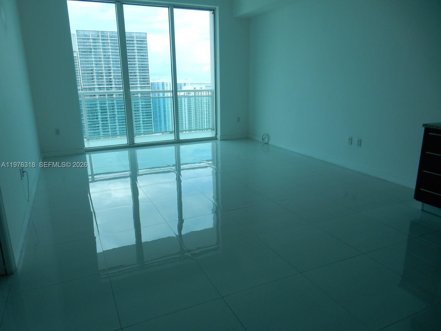 THE PLAZA 851 BRICKELL CO - Residential Lease