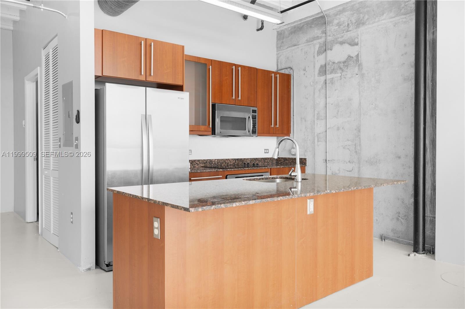 THE BANK CONDO - Residential