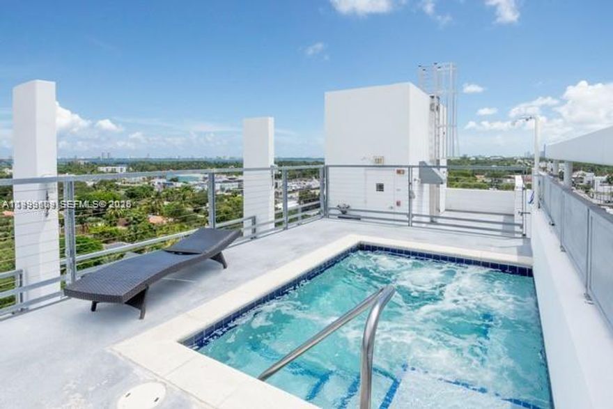 Essentiel location.Central to Downtown Miami Brickell city center, I-95, Miami and FLL. True loft space studio perfect for both commercial and personal use .Floor to celling glass windows with sliding doors, appliances with German cabinet, beautiful rooftop sun deck with Jacuzzi. Secure, parking assigned.