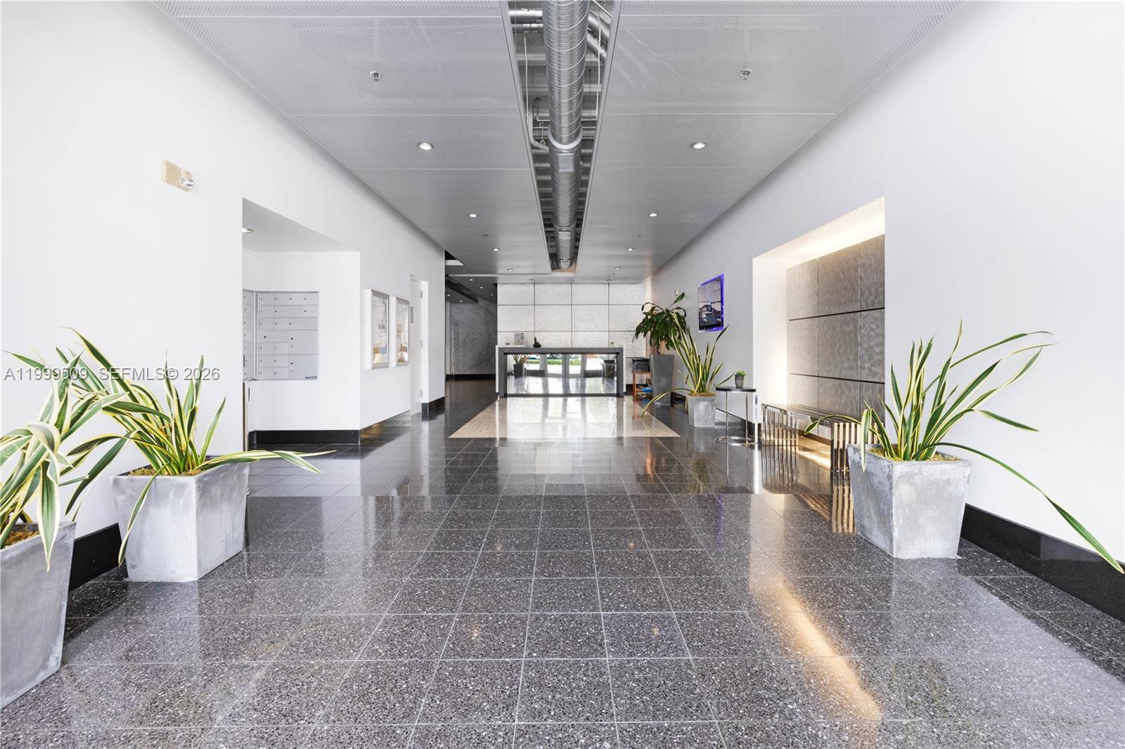 THE BANK CONDO - Residential