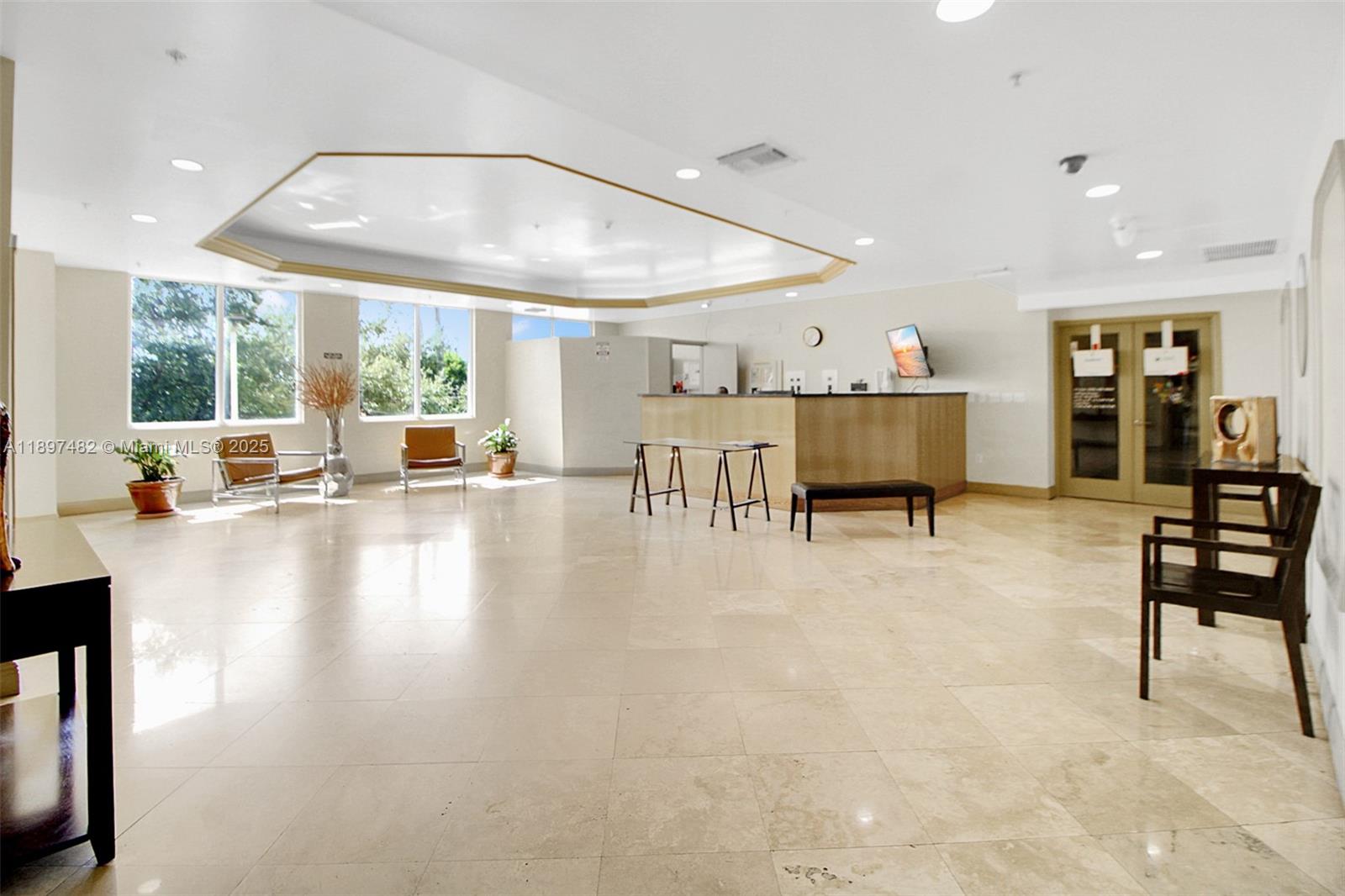 3500 Coral Way PH-07