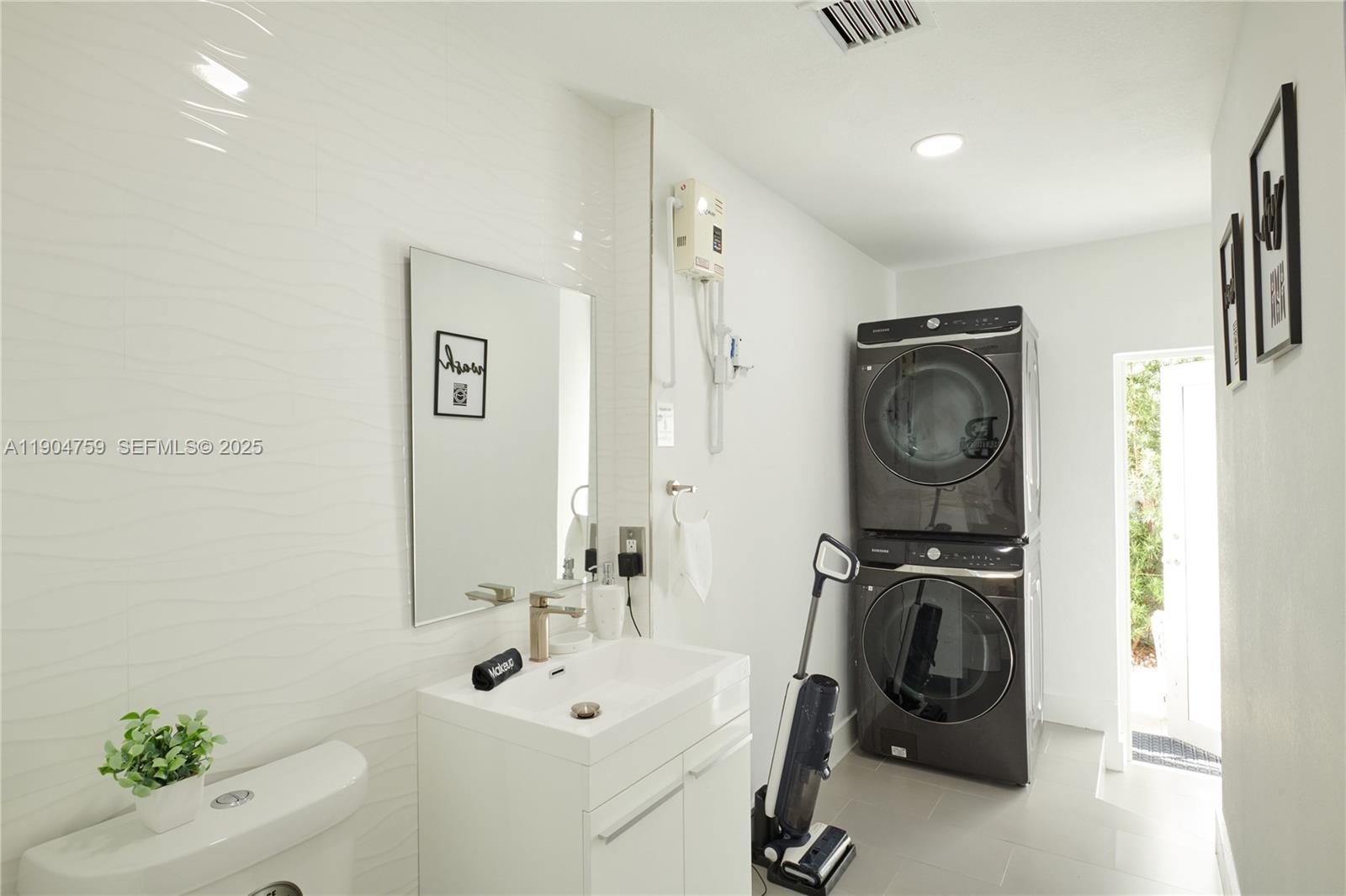 ALLIGATOR SUB - Residential