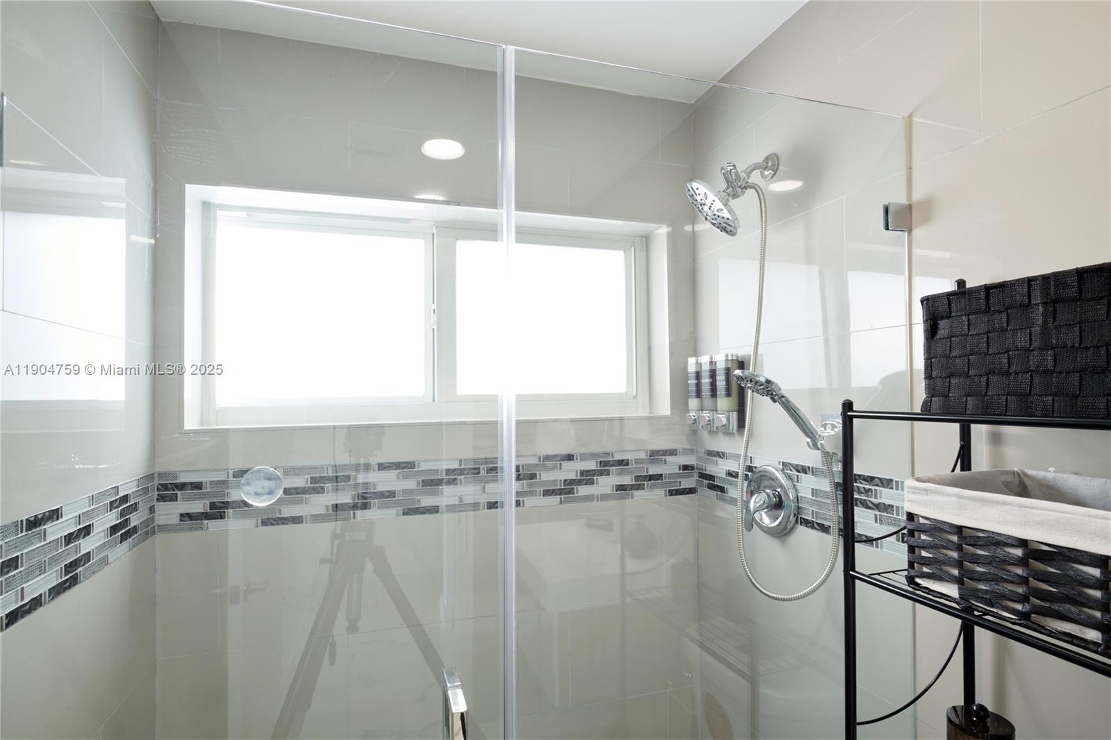 ALLIGATOR SUB - Residential