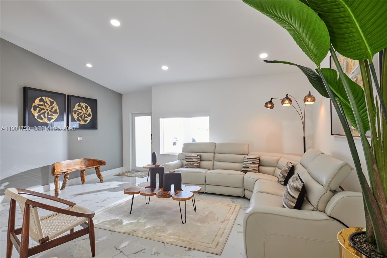 ALLIGATOR SUB - Residential