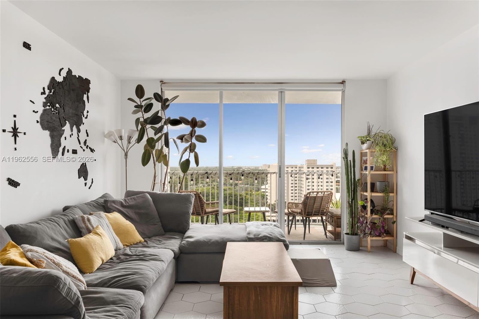 ADMIRALS PORT CONDO WEST - Residential