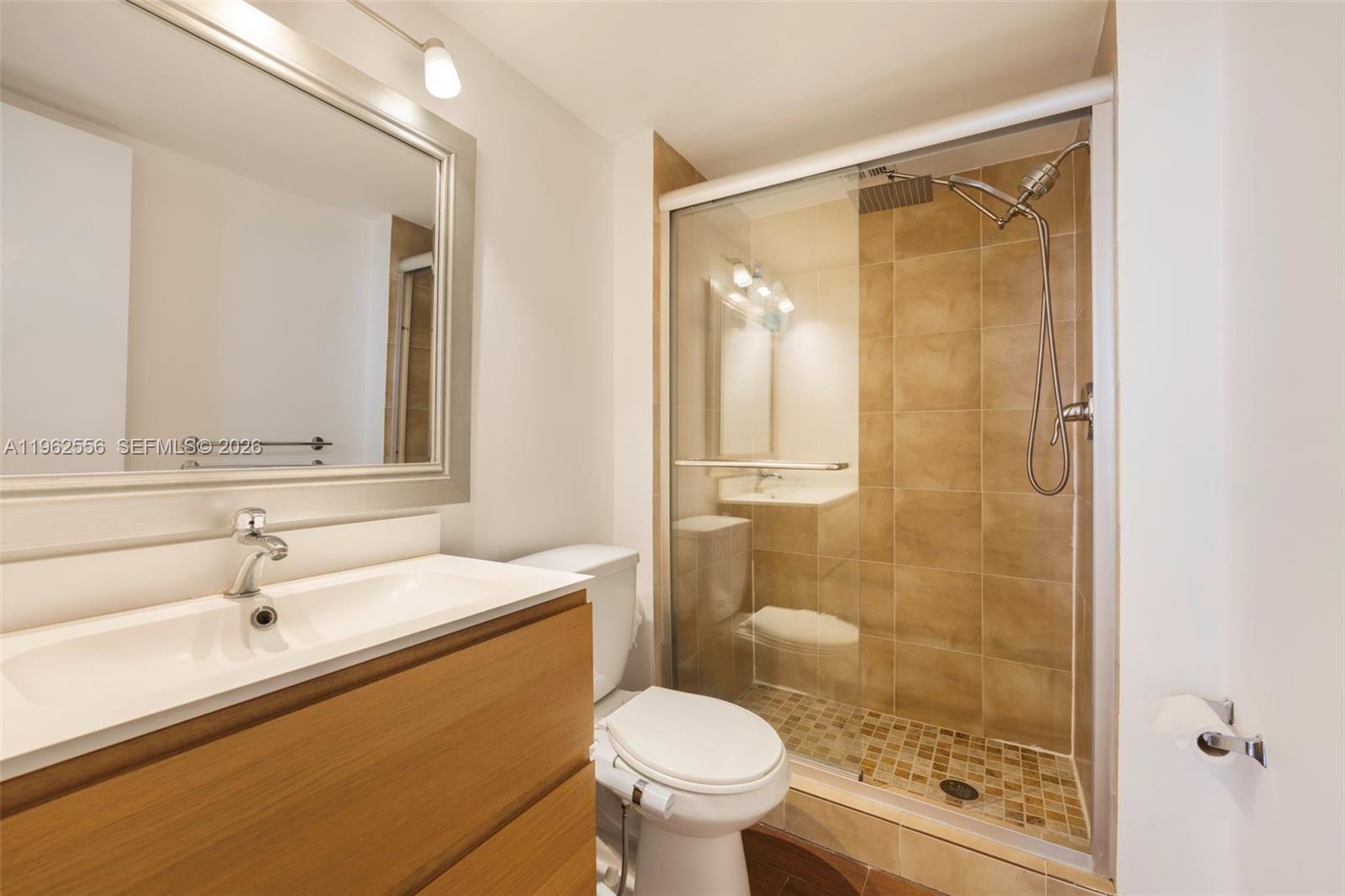 ADMIRALS PORT CONDO WEST - Residential