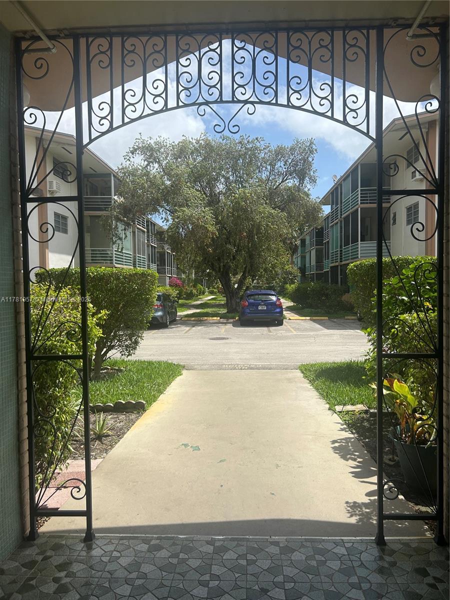 MAR-LEN GARDENS NO 9 CORP - Residential