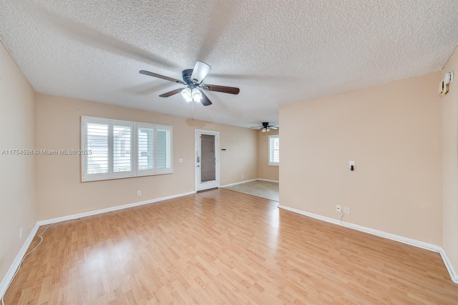 KINGS POINT CAPRI CONDOS - Residential