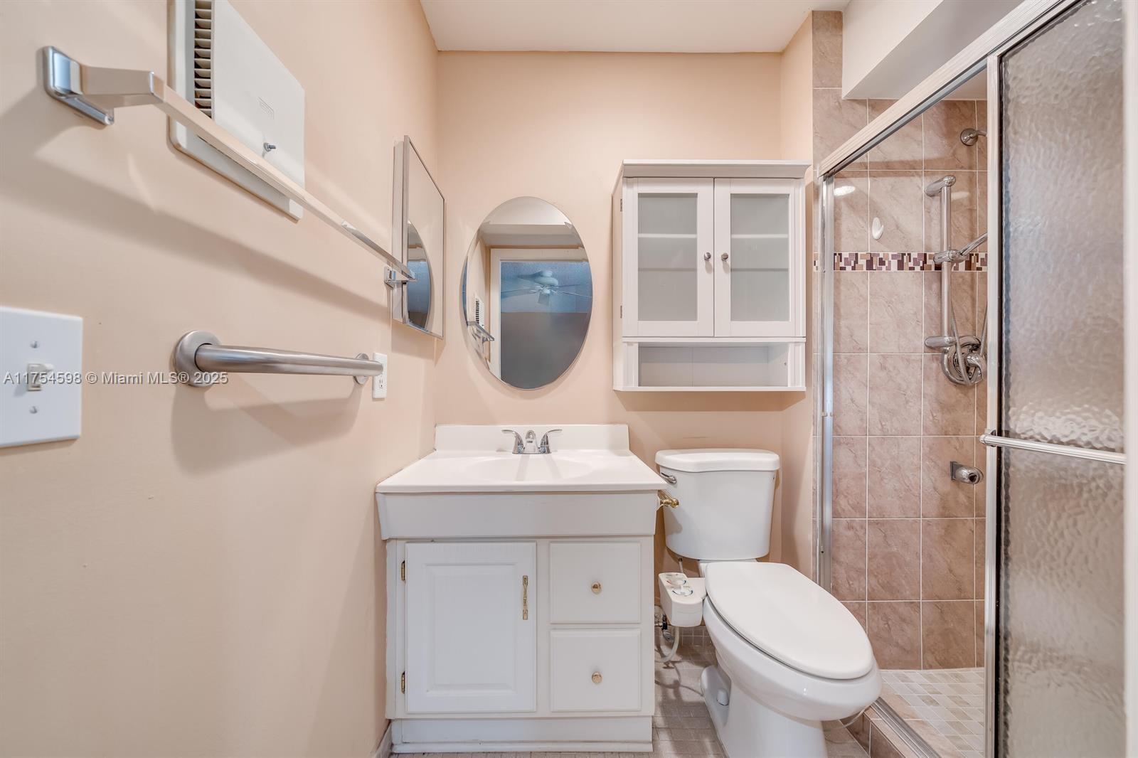KINGS POINT CAPRI CONDOS - Residential
