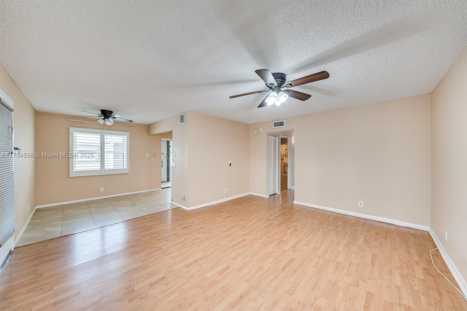 KINGS POINT CAPRI CONDOS - Residential