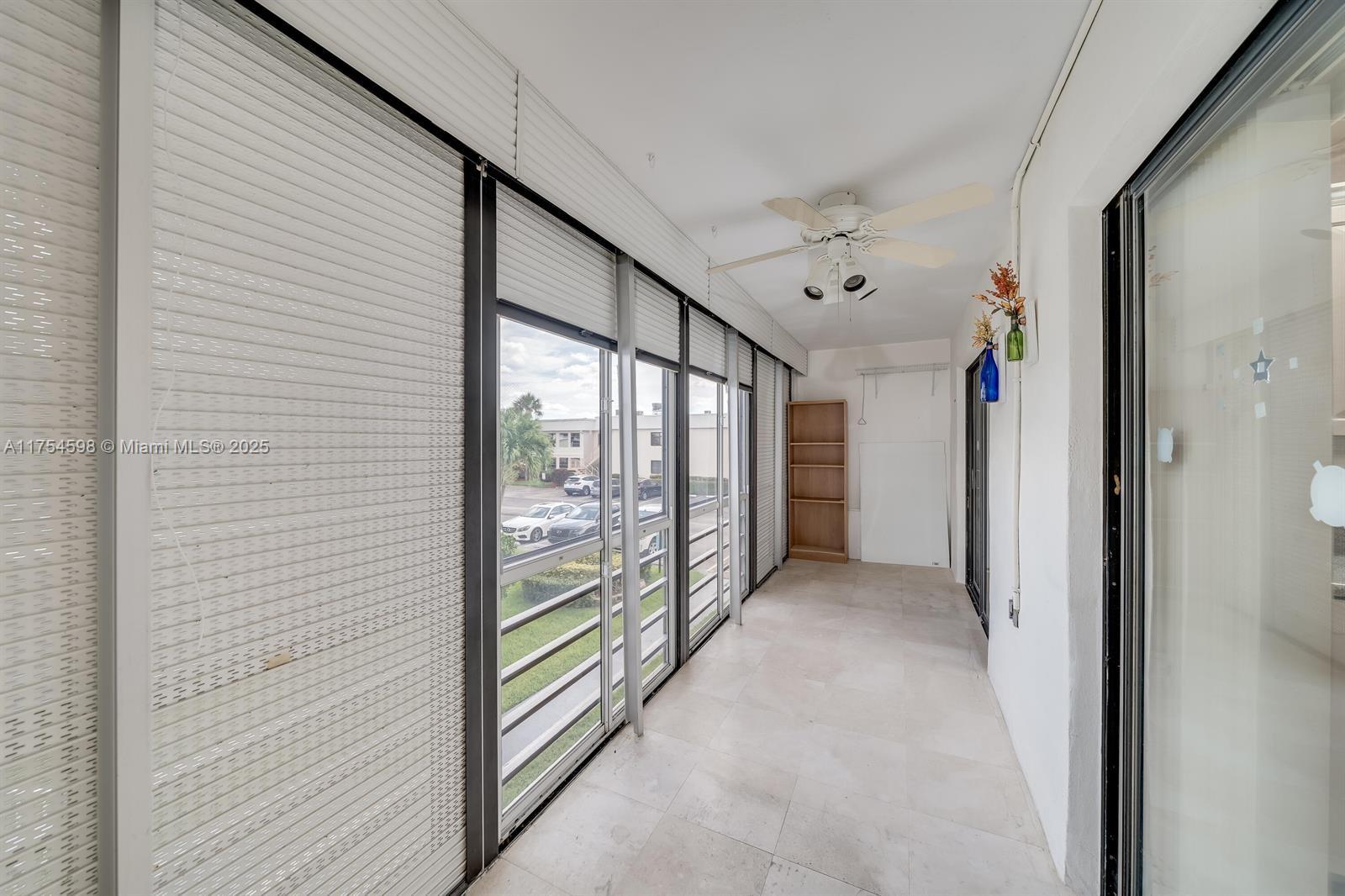 KINGS POINT CAPRI CONDOS - Residential