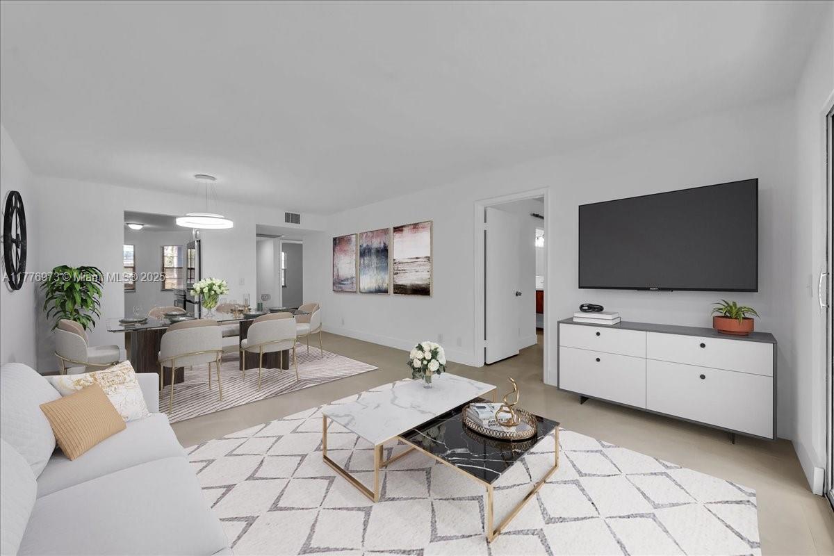 Property for Sale at 650 Sw 124th Ter 105P, Pembroke Pines, Miami-Dade County, Florida - Bedrooms: 2 
Bathrooms: 2  - $270,000