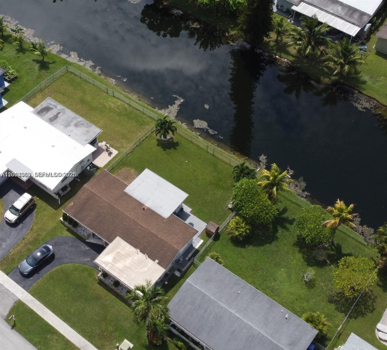 SUNRISE GOLF VILLAGE SEC - Residential