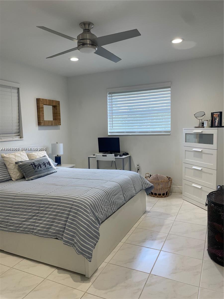SUNRISE GOLF VILLAGE SEC - Residential