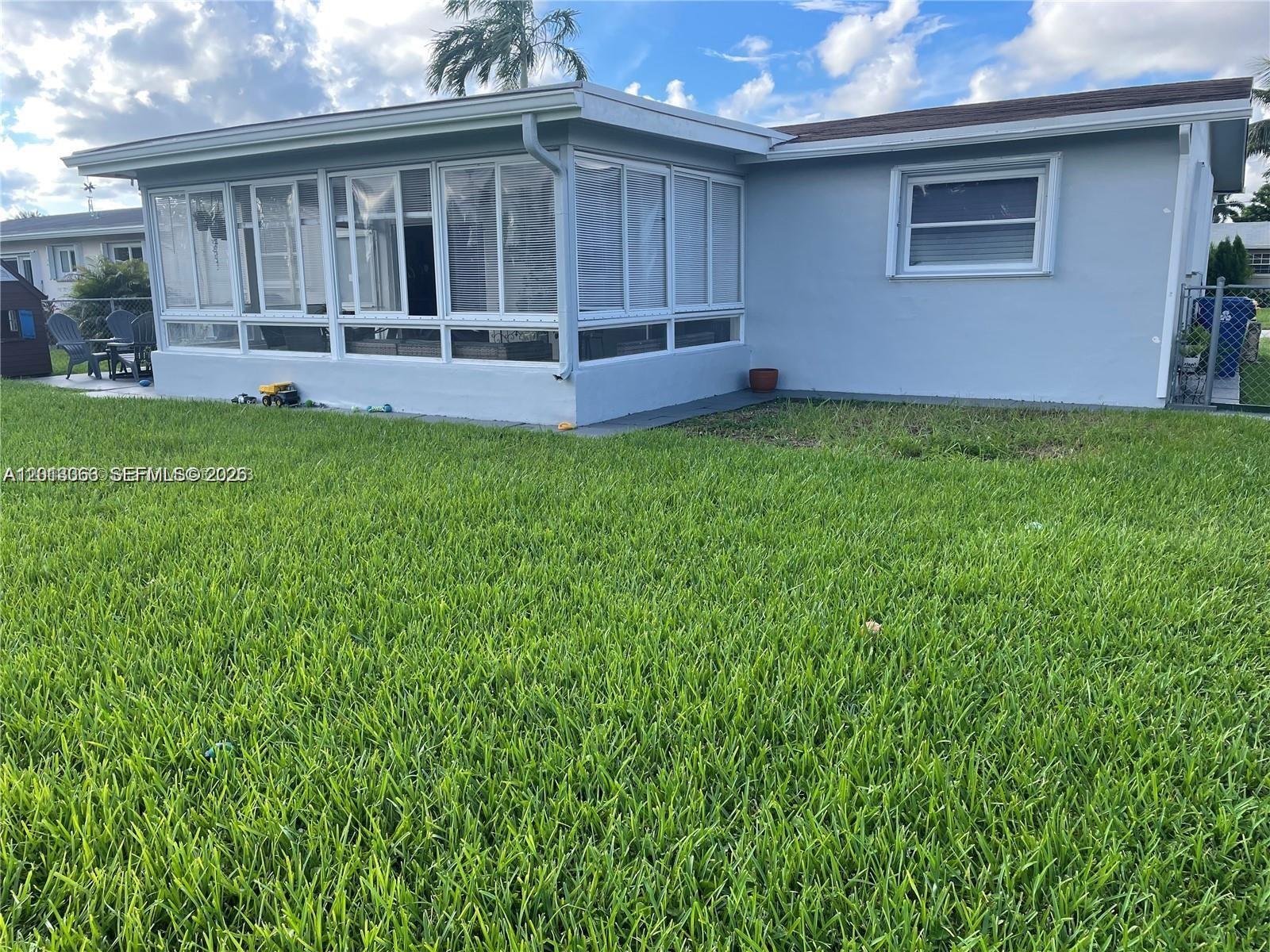 SUNRISE GOLF VILLAGE SEC - Residential