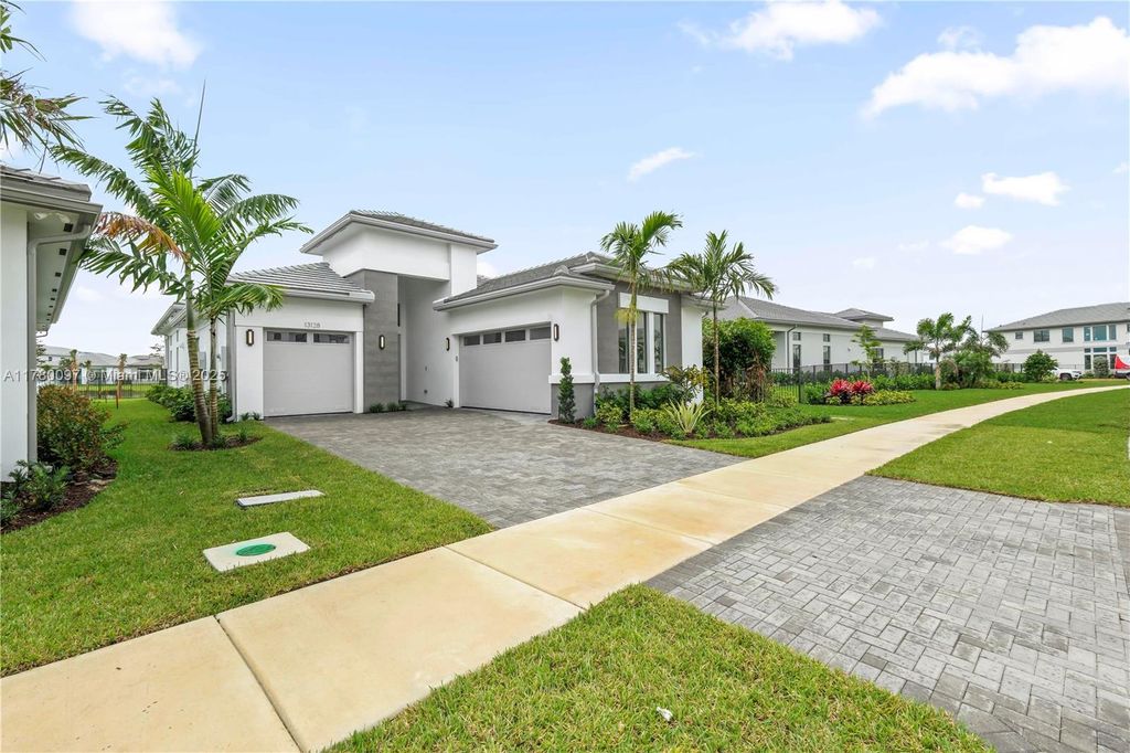 Photo of 13128 Feathering Way, Palm Beach Gardens, FL 33412 (MLS # A11780097)