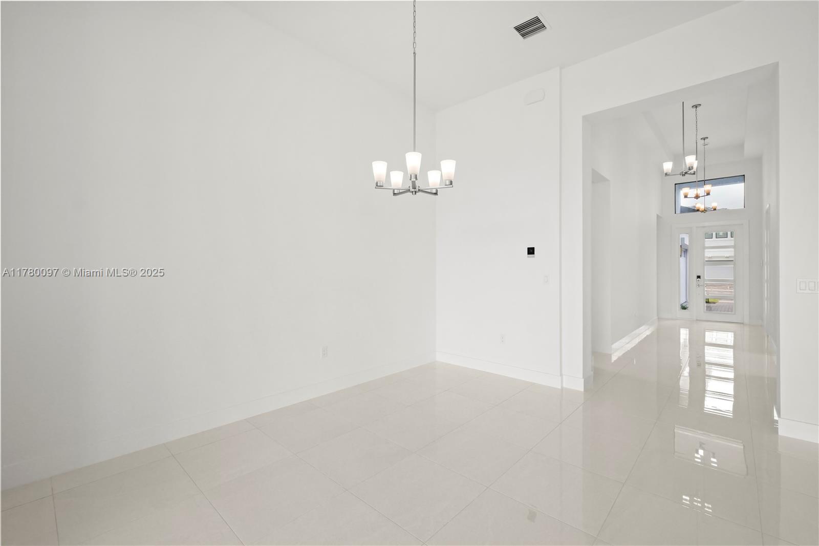 AVENIR POD - Residential Lease