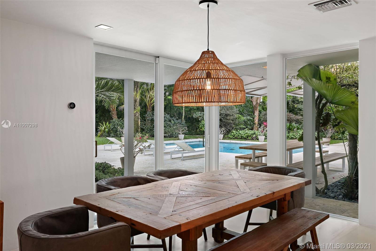 SNAPPER CREEK LAKES SUB - Residential