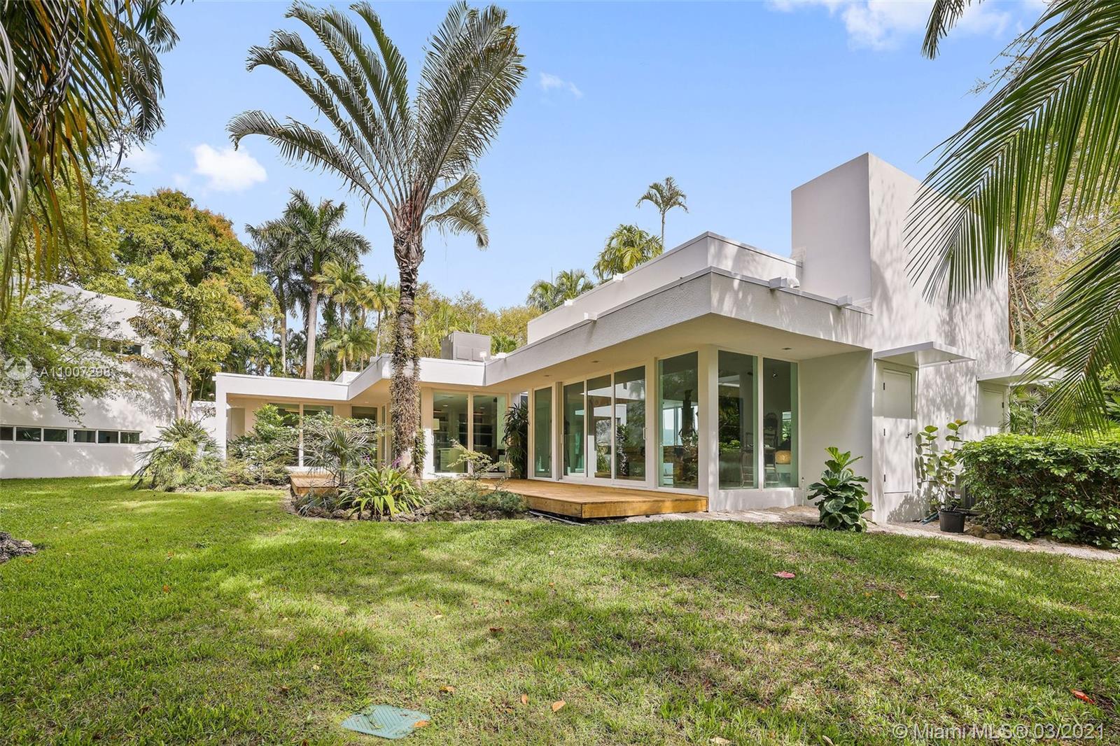 SNAPPER CREEK LAKES SUB - Residential