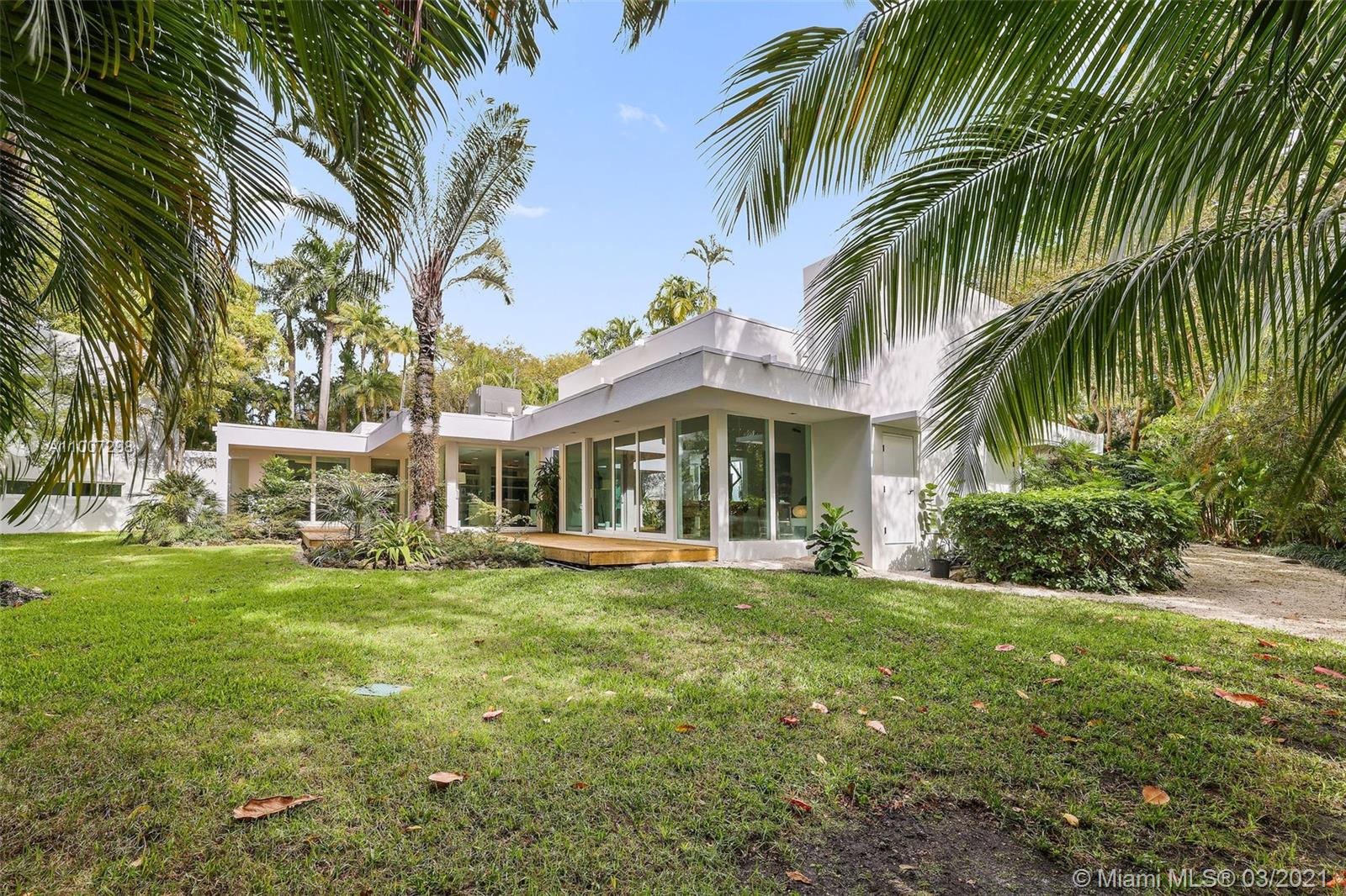 SNAPPER CREEK LAKES SUB - Residential