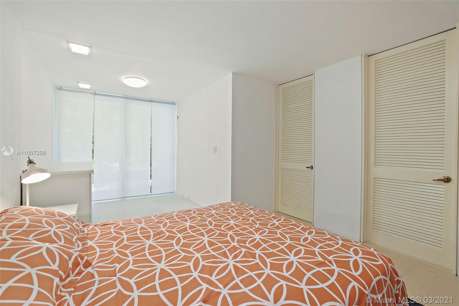 SNAPPER CREEK LAKES SUB - Residential