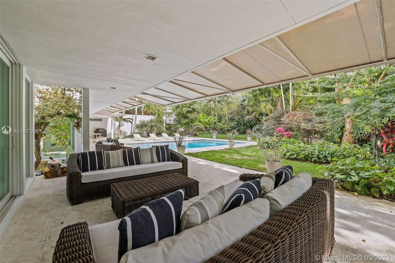 SNAPPER CREEK LAKES SUB - Residential