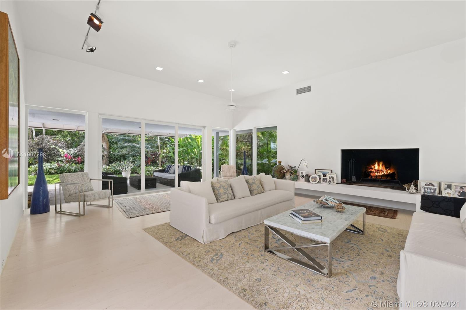 SNAPPER CREEK LAKES SUB - Residential