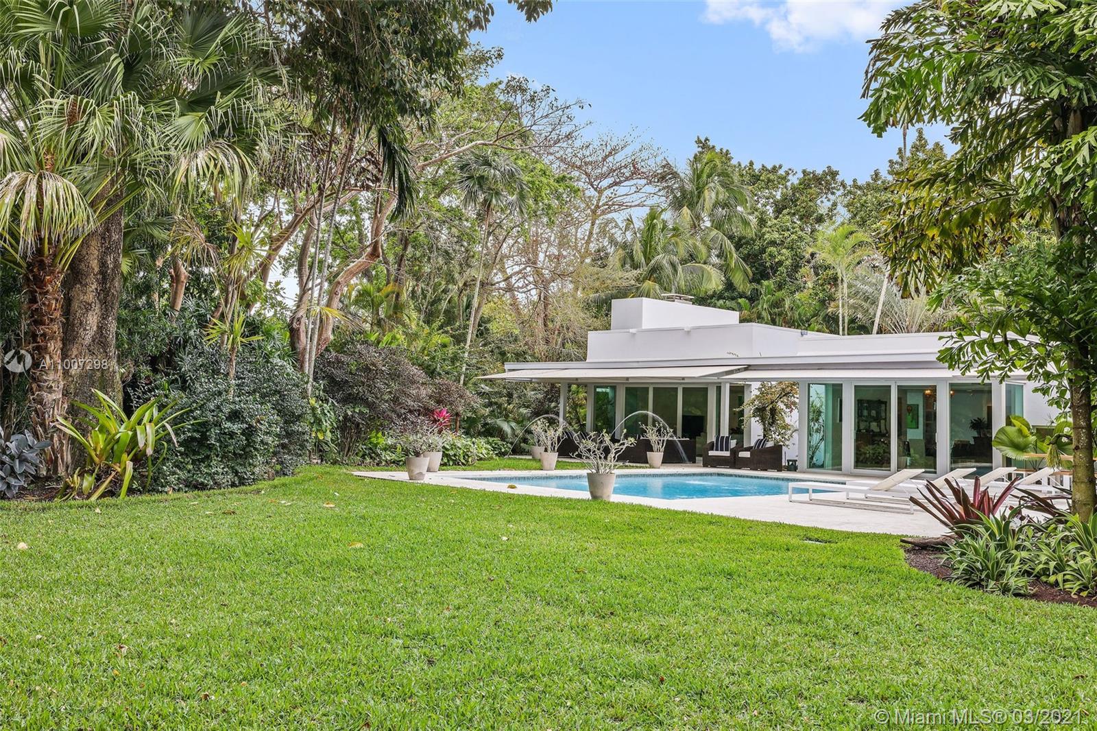 SNAPPER CREEK LAKES SUB - Residential