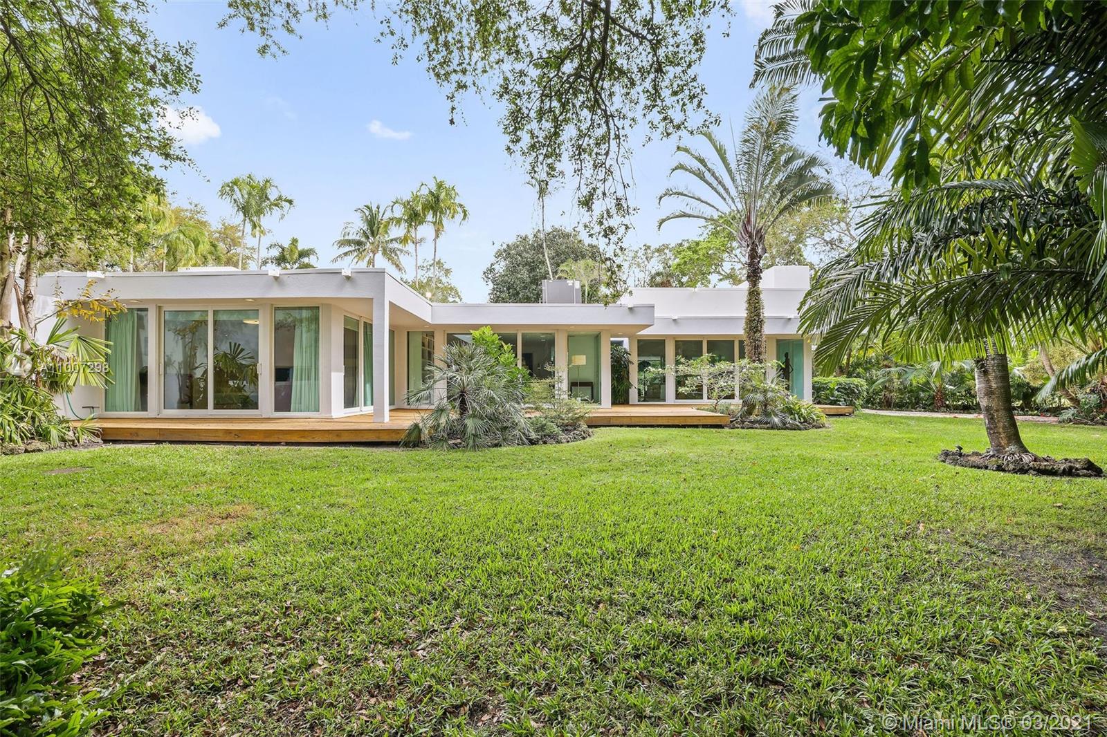 SNAPPER CREEK LAKES SUB - Residential