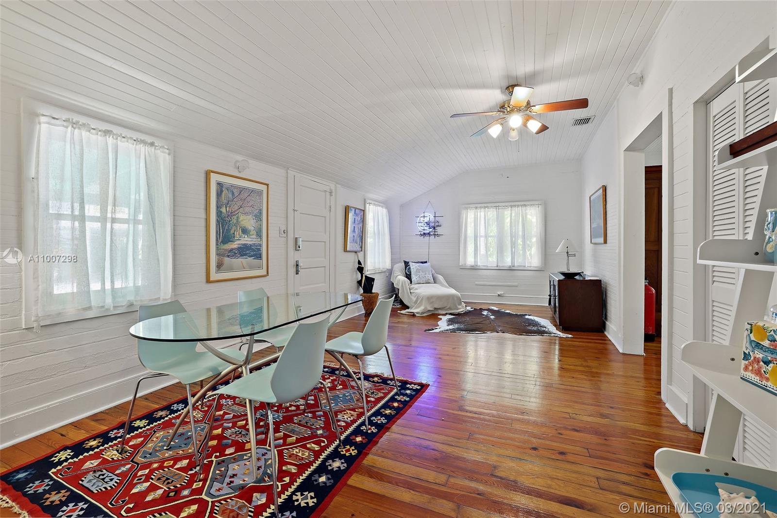 SNAPPER CREEK LAKES SUB - Residential