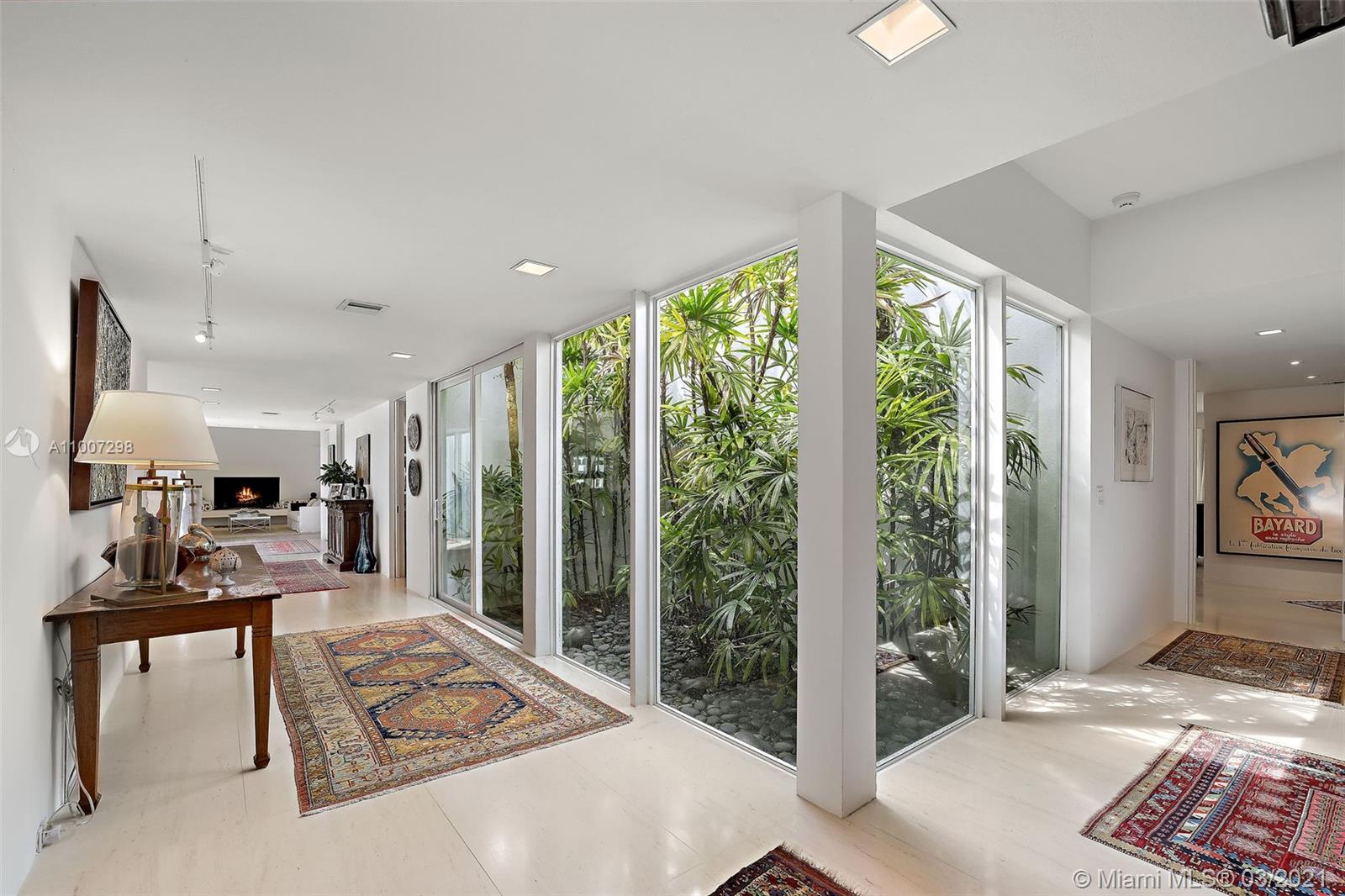 SNAPPER CREEK LAKES SUB - Residential