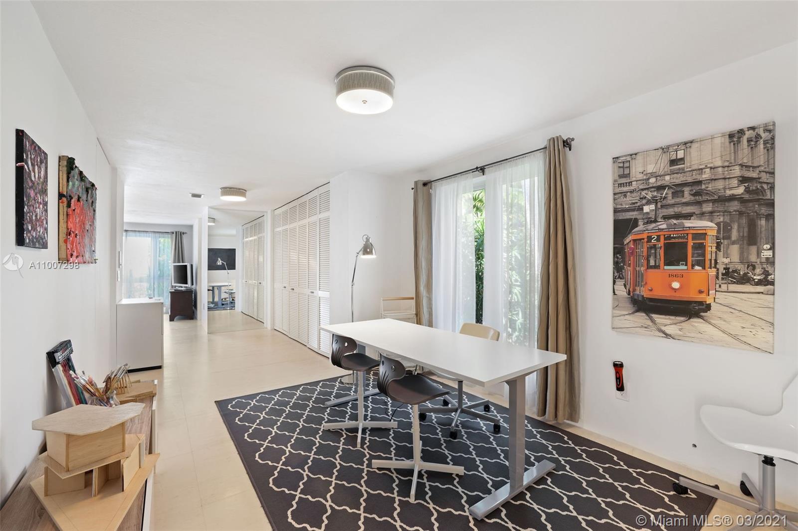 SNAPPER CREEK LAKES SUB - Residential