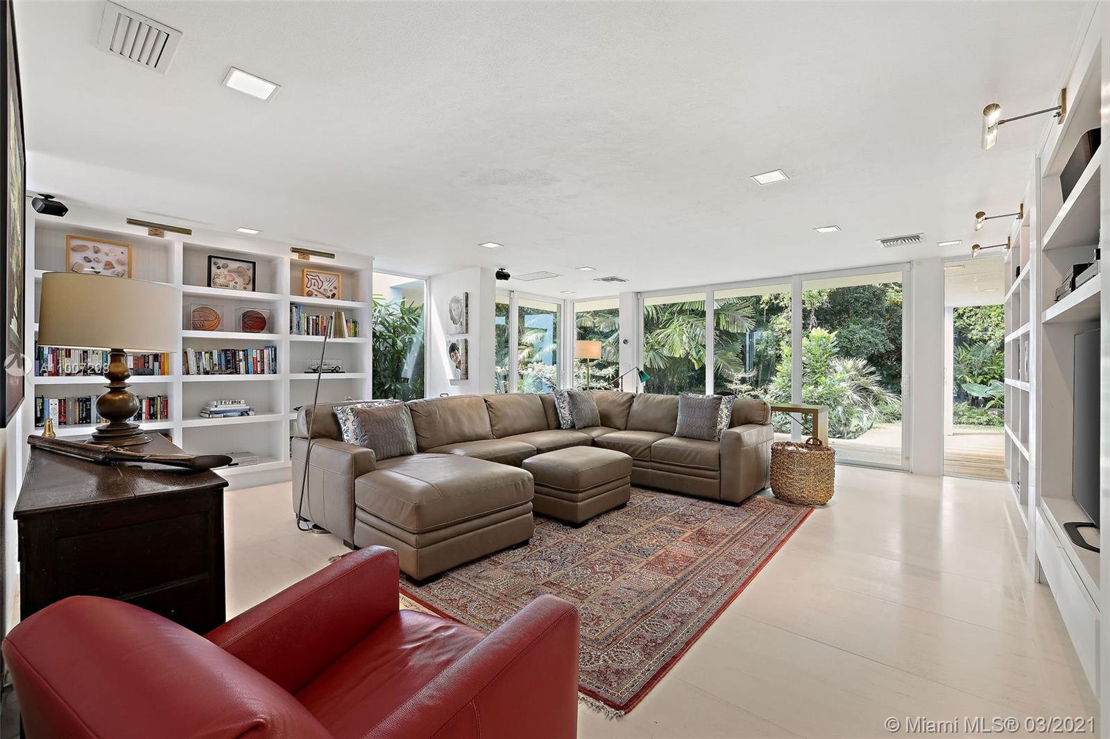 SNAPPER CREEK LAKES SUB - Residential