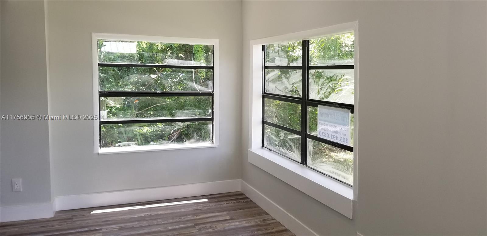 2465 Ne 184th St, North Miami Beach, Miami-Dade County, Florida - 3 Bedrooms  
2 Bathrooms - 