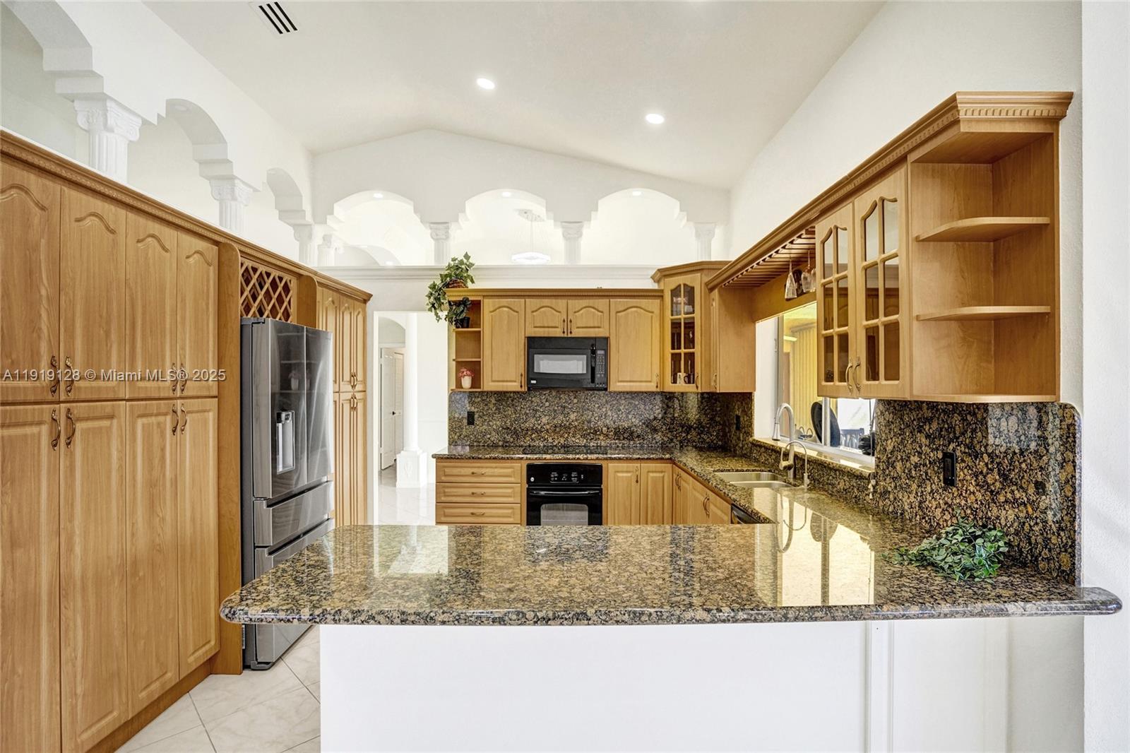 HAWKES BLUFF - Residential