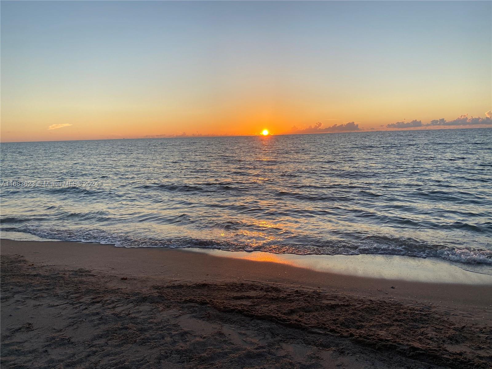 OCEANVIEW PARK CONDO - Residential Lease