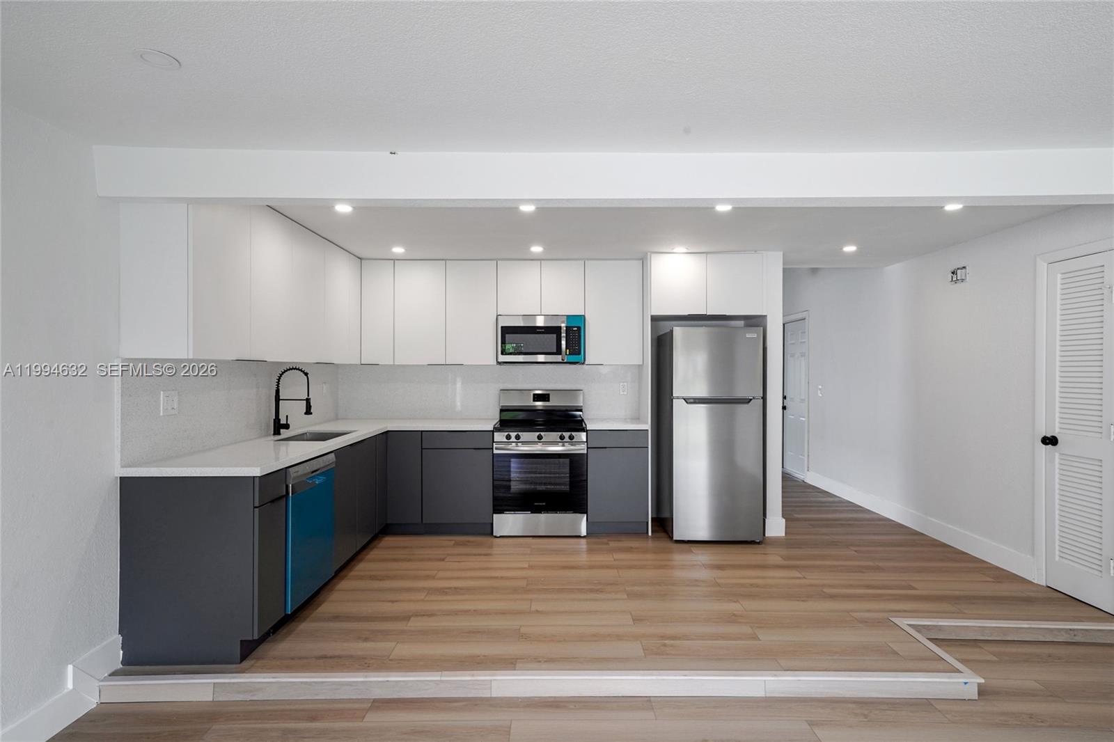 BOULEVARD EAST - Residential Lease