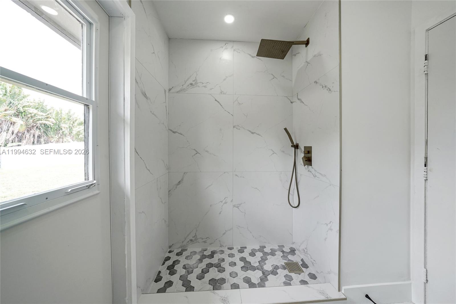 BOULEVARD EAST - Residential Lease