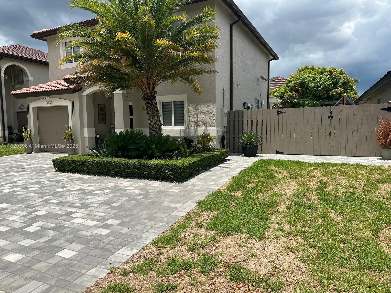 13430 SW 118th Pl