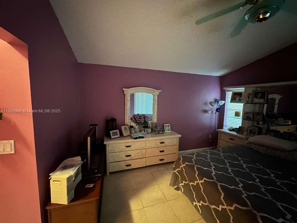 CENTRAL PARK LAKE - Residential