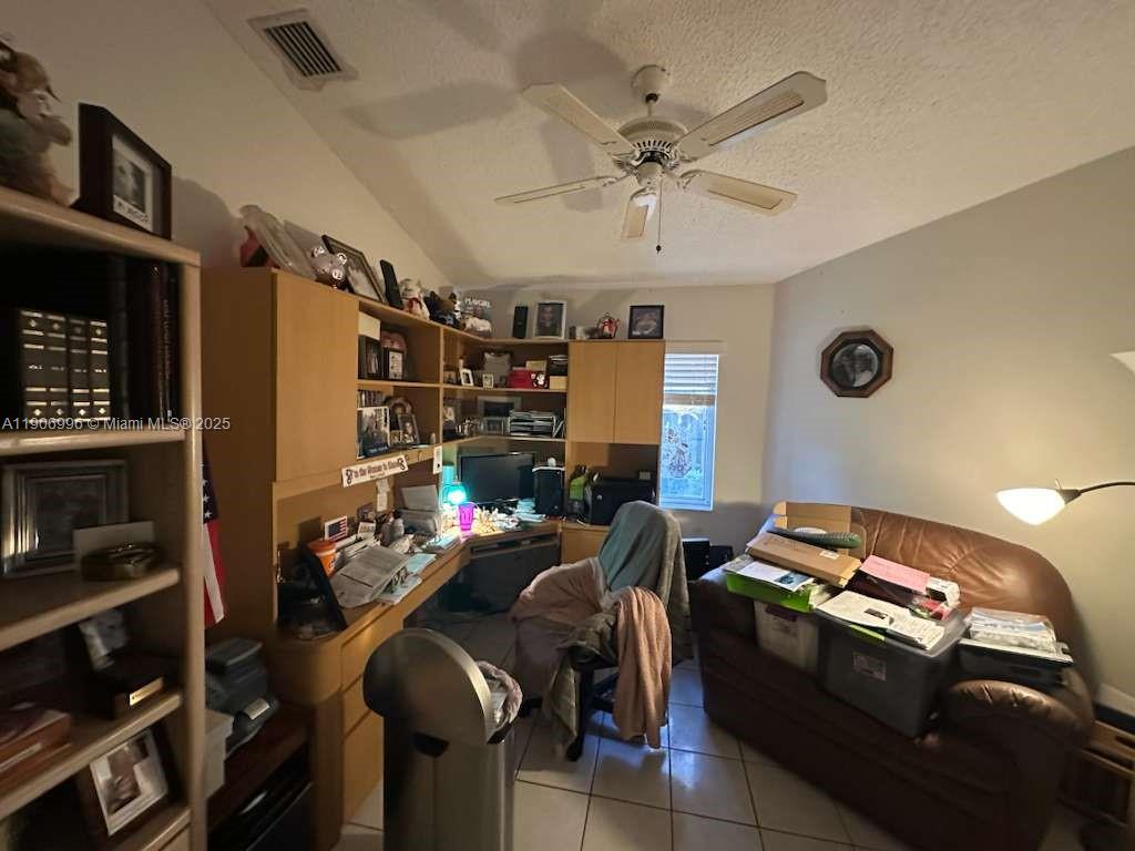 CENTRAL PARK LAKE - Residential